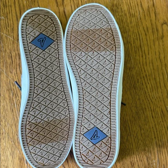 Sperry Womens Black Checkered Sneakers - Picture 2 of 2